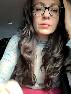 BeautifulMesss online show from 10-24-25, 03:41