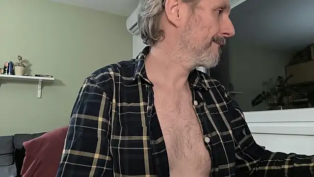 Snapshot of Zed0l1Mod chatting on 11-14-25, 05:11 Zed0l1Mod online show from 11-14-25, 05:11