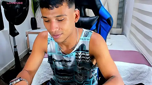 Backsex boy online show from 03-17-25, 04:51