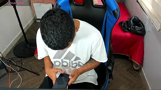 Backsex boy online show from 11-01-25, 03:36