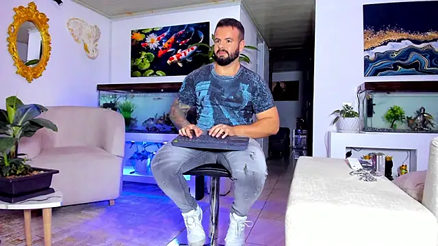 Johnnygrayson1 online show from 03-09-25, 04:05