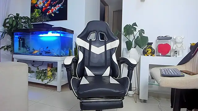 Johnnygrayson1 online show from 10-13-25, 01:38