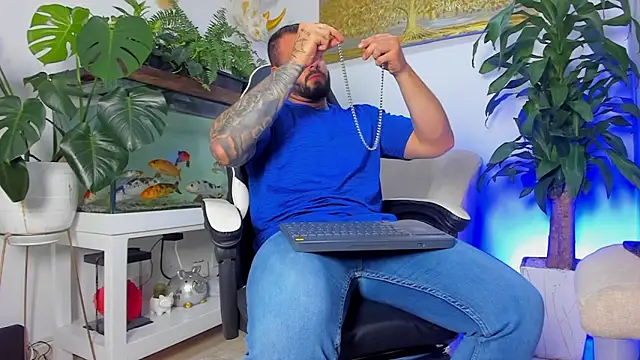 Johnnygrayson1 online show from 03-25-26, 01:33