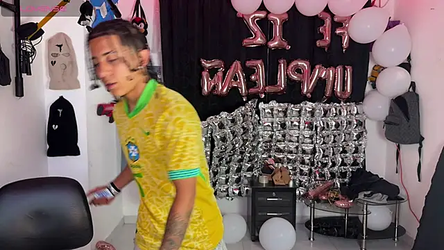 Snapshot of jokergc_2 chatting on 11-25-25, 10:54 jokergc 2 online show from 11-25-25, 10:54