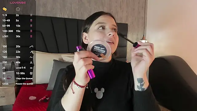 Snapshot of Sabrina_Lennox chatting on 01-30-25, 07:48 Sabrina Lennox online show from 01-30-25, 07:48