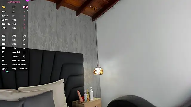 Snapshot of Sabrina_Lennox chatting on 02-25-25, 10:50 Sabrina Lennox online show from 02-25-25, 10:50