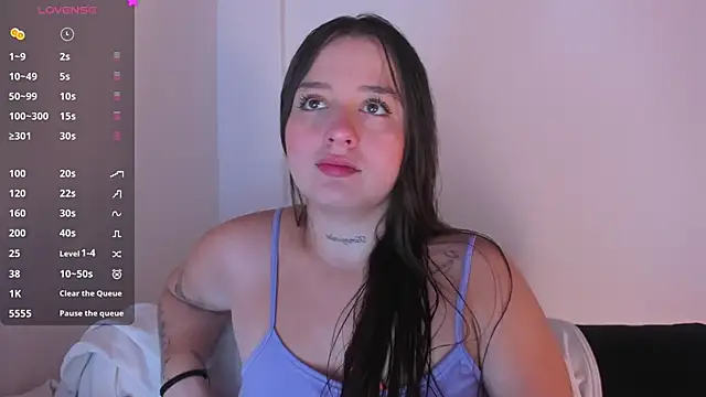 Snapshot of Sabrina_Lennox chatting on 09-19-25, 12:28 Sabrina Lennox online show from 09-19-25, 12:28