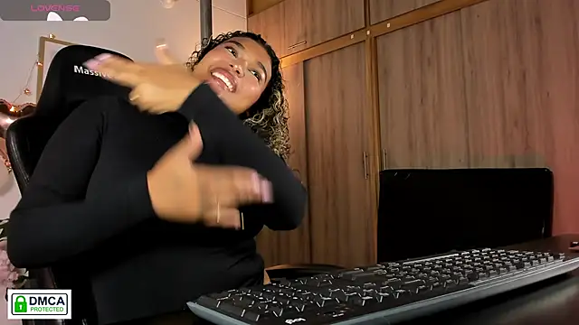 aleja montiel   online show from 02-17-26, 12:56