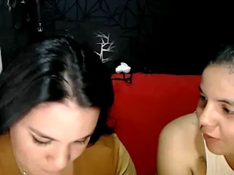 Snapshot of love_and_Lust chatting on 01-30-25, 03:11 love and Lust online show from 01-30-25, 03:11