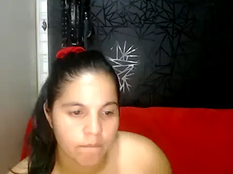 Snapshot of love_and_Lust chatting on 02-04-25, 02:07 love and Lust online show from 02-04-25, 02:07