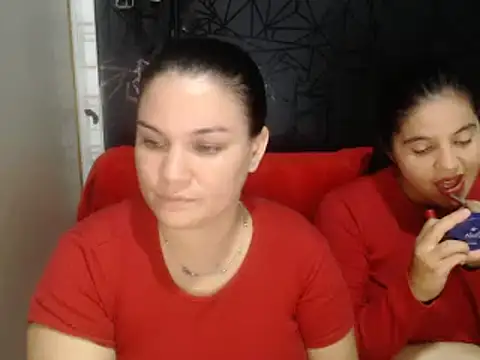 Snapshot of love_and_Lust chatting on 02-11-25, 09:14 love and Lust online show from 02-11-25, 09:14