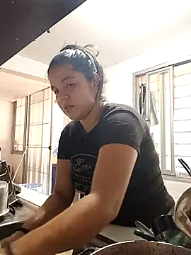 Snapshot of love_and_Lust chatting on 02-21-25, 08:49 love and Lust online show from 02-21-25, 08:49