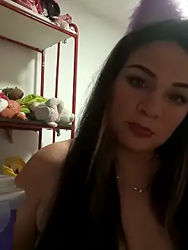 Snapshot of love_and_Lust chatting on 11-20-25, 03:50 love and Lust online show from 11-20-25, 03:50