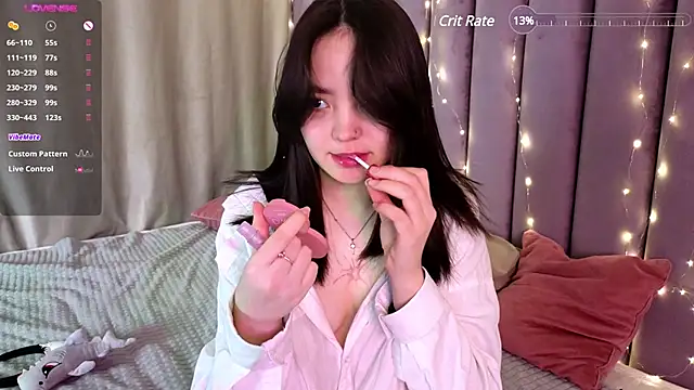 TaiteGloss online show from 12-23-24, 07:09