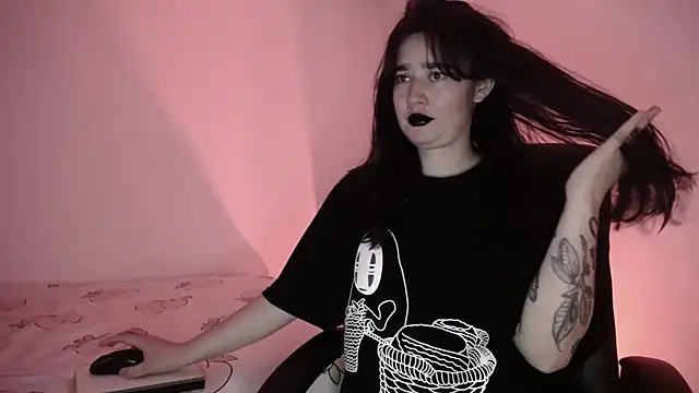 NewAgatha Bolton online show from 04-06-26, 09:27