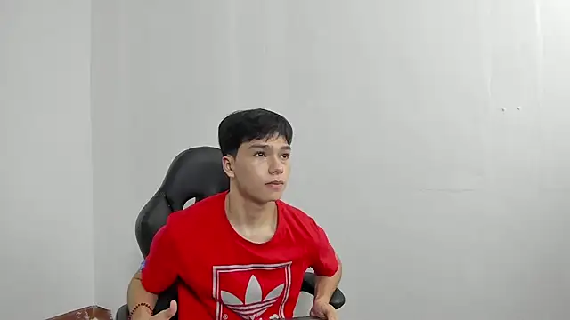 Snapshot of luandy chatting on 01-20-25, 11:24 luandy online show from 01-20-25, 11:24