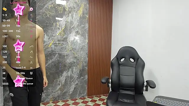 Snapshot of luandy chatting on 03-11-25, 11:01 luandy online show from 03-11-25, 11:01