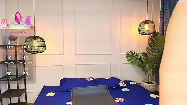 Snapshot of luandy chatting on 11-04-25, 07:13 luandy online show from 11-04-25, 07:13