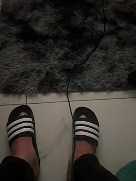 Snapshot of Lucom23 chatting on 02-21-26, 01:39 Lucom23 online show from 02-21-26, 01:39