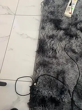 Snapshot of Lucom23 chatting on 04-04-26, 04:15 Lucom23 online show from 04-04-26, 04:15