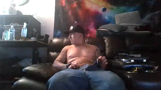 Snapshot of Antoniothedon chatting on 09-08-25, 05:56 Antoniothedon online show from 09-08-25, 05:56