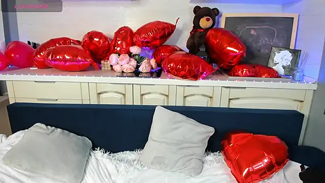 Snapshot of Hellen_Moore chatting on 02-10-25, 07:15 Hellen Moore online show from 02-10-25, 07:15