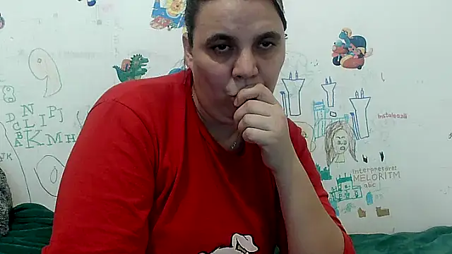 Snapshot of VixenBya chatting on 01-18-25, 01:29 VixenBya online show from 01-18-25, 01:29