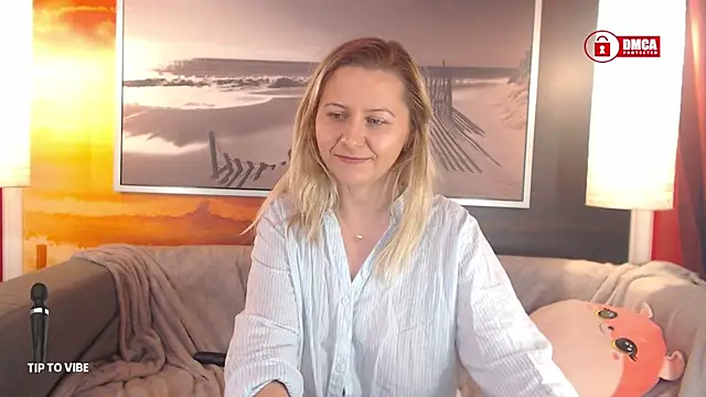 Snapshot of BigBoobsARRI chatting on 01-09-25, 12:14 BigBoobsARRI online show from 01-09-25, 12:14