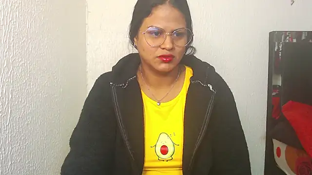 SweetAlmaa online show from 03-20-25, 09:48