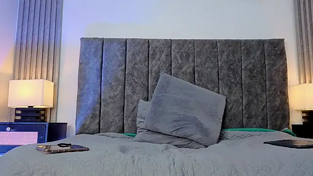 Ema Stone65 online show from 12-21-25, 10:50