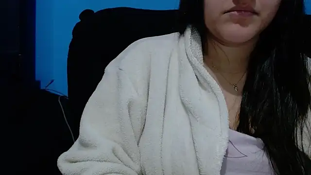 Snapshot of luckygirl111 chatting on 05-14-26, 02:02 luckygirl111 online show from 05-14-26, 02:02