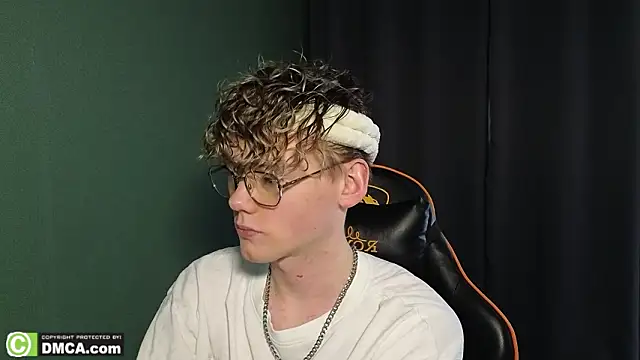 Keytaro online show from 02-25-26, 08:13