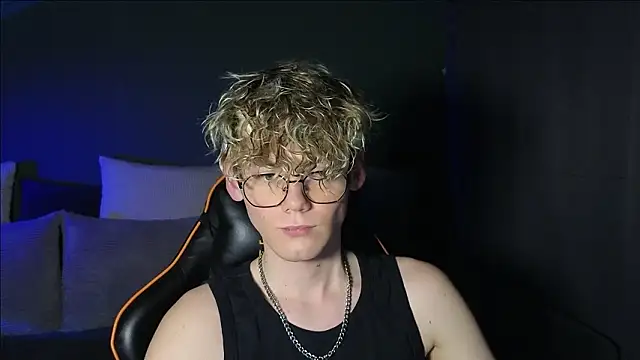 Keytaro online show from 03-20-26, 11:31