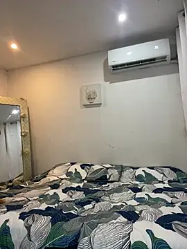 Snapshot of Belissa_miller chatting on 01-08-25, 07:45 Belissa miller online show from 01-08-25, 07:45