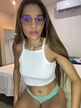 Snapshot of Belissa_miller chatting on 01-14-25, 07:32 Belissa miller online show from 01-14-25, 07:32