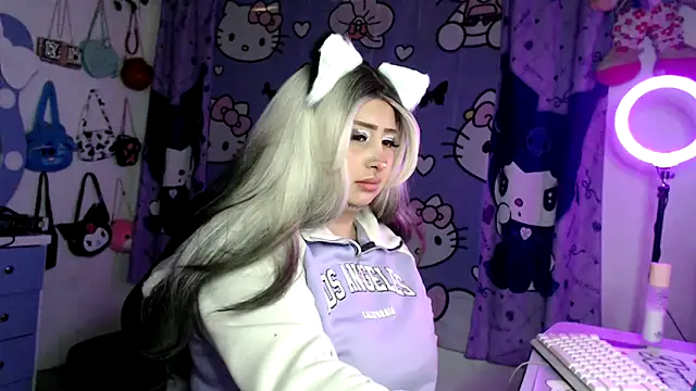 lussyevans24 online show from 02-11-26, 06:18