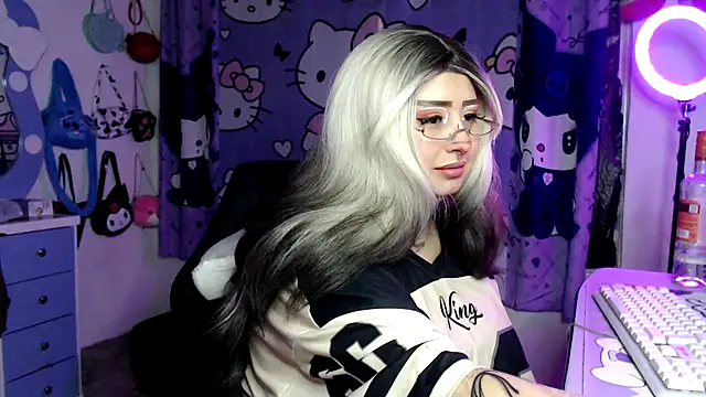 lussyevans24 online show from 03-09-26, 02:15