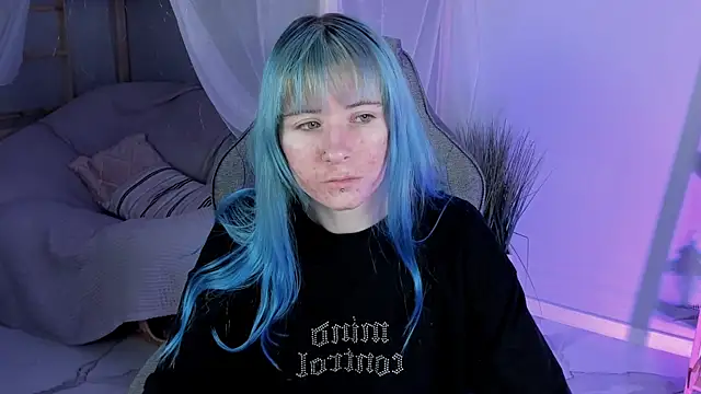 Snapshot of LexiWenford chatting on 10-21-25, 02:34 LexiWenford online show from 10-21-25, 02:34