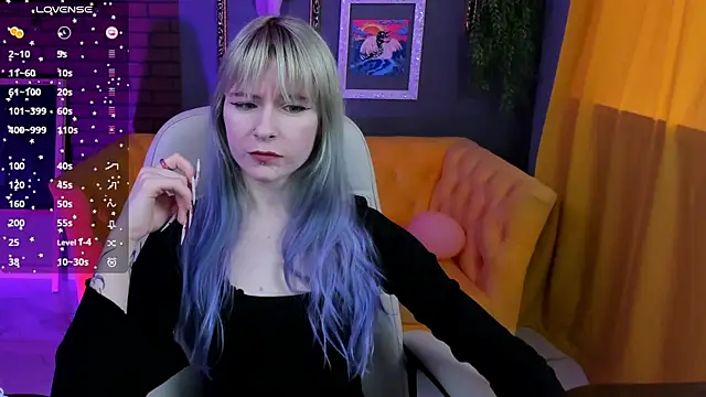 Snapshot of LexiWenford chatting on 11-08-25, 06:02 LexiWenford online show from 11-08-25, 06:02