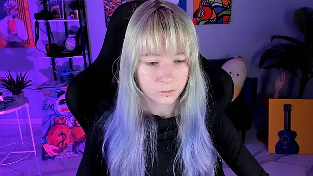 Snapshot of LexiWenford chatting on 11-12-25, 03:07 LexiWenford online show from 11-12-25, 03:07