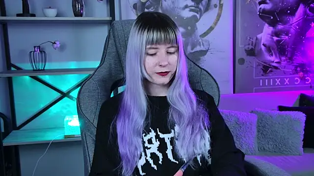 LexiWenford online show from 03-16-26, 05:44