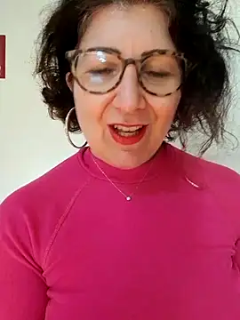 Snapshot of Viola8p chatting on 01-08-26, 01:24 Viola8p online show from 01-08-26, 01:24