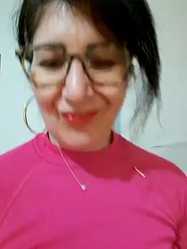 Snapshot of Viola8p chatting on 01-15-26, 02:32 Viola8p online show from 01-15-26, 02:32