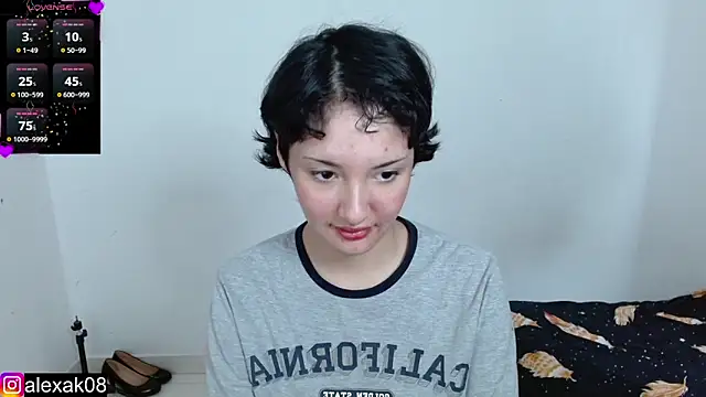 alexaa08 online show from 12-23-24, 12:19