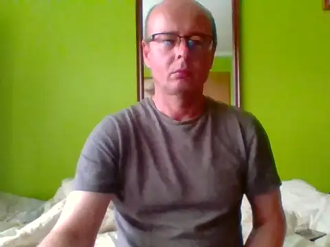 Tiger202441 online show from 09-18-25, 03:36