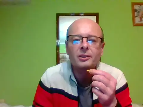 Tiger202441 online show from 11-17-25, 09:20