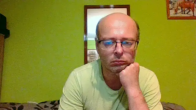 Snapshot of Tiger202441 chatting on 07-11-26, 08:33 Tiger202441 online show from 07-11-26, 08:33
