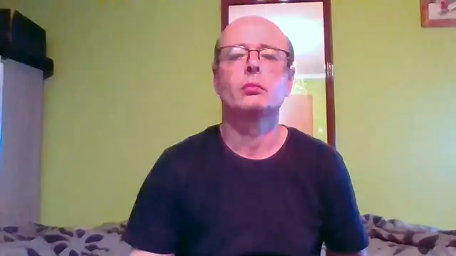 Snapshot of Tiger202441 chatting on 07-27-26, 09:44 Tiger202441 online show from 07-27-26, 09:44