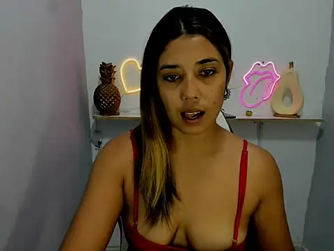 Dona Tela online show from 04-01-26, 07:44