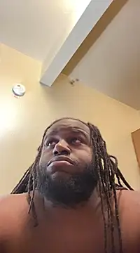 Snapshot of saddlewalker35 chatting on 02-25-25, 01:52 saddlewalker35 online show from 02-25-25, 01:52